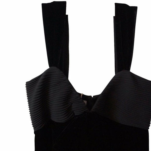 Armani Collezioni Dress Sz 4 - Picture 5 of 9